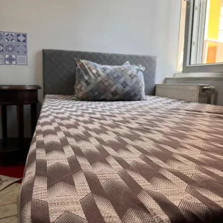 Transit 77 Apartment Istanbul Exterior photo